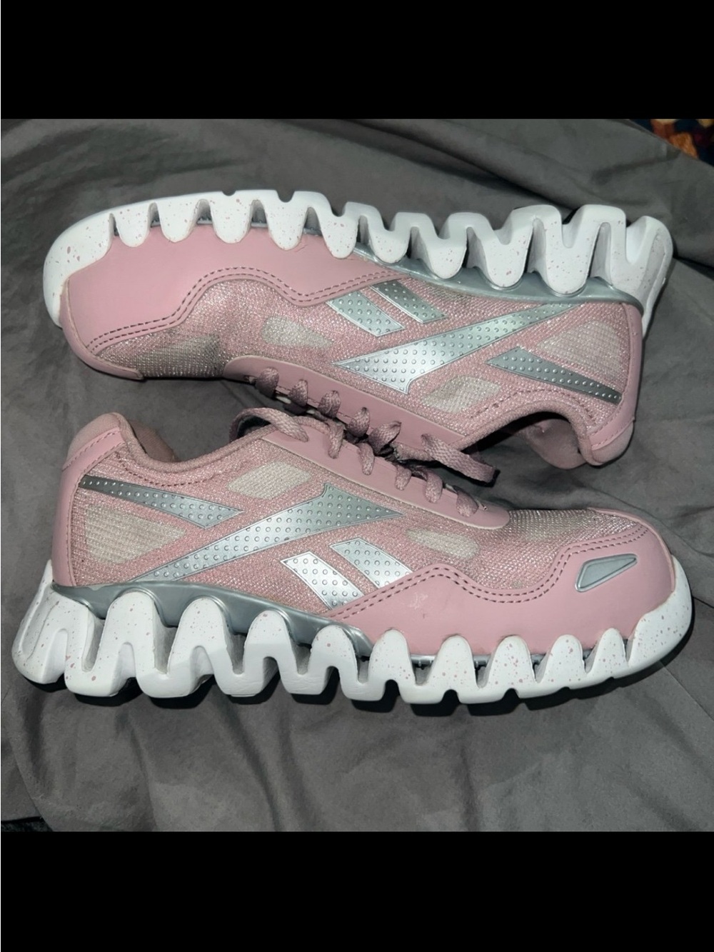 REEBOK ZIG PULSE WORK WOMEN’S SAFETY SHOE//PINK SILVER & WHITE//SIZE 6 WIDE
